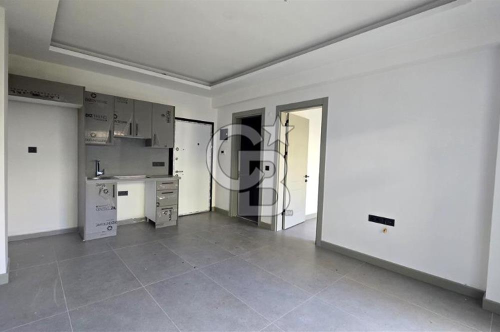 Urla Merkezde Satılık Özel Bahçeli 1+1 Sıfır Daire