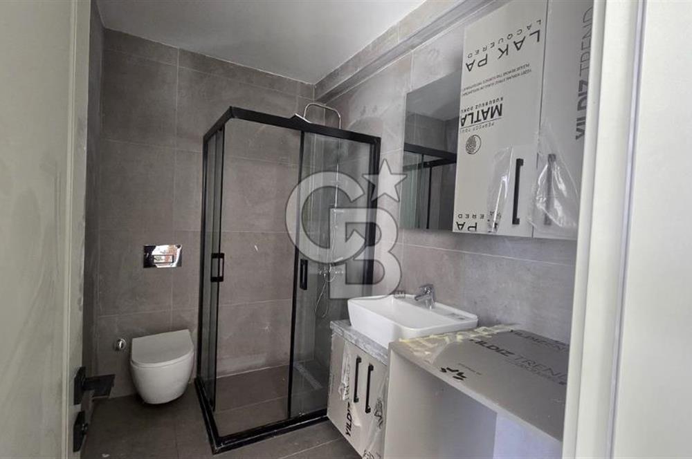 Urla Merkezde Satılık Özel Bahçeli 1+1 Sıfır Daire