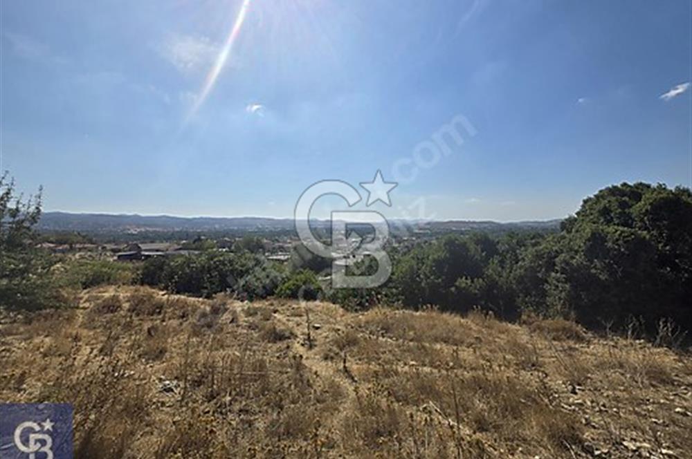 SEFERİHİSAR TURGUT DA YOLA CEPHELİ KÖYİÇİ İMARLI SATILIK ARAZİ