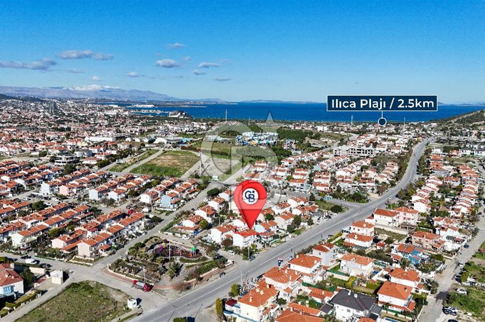 Alaçatı Cadde Üzerinde Tadilatlı Müstakil Satılık 3+1