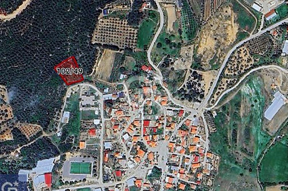 SEFERİHİSAR TURGUT DA YOLA CEPHELİ KÖYİÇİ İMARLI SATILIK ARAZİ