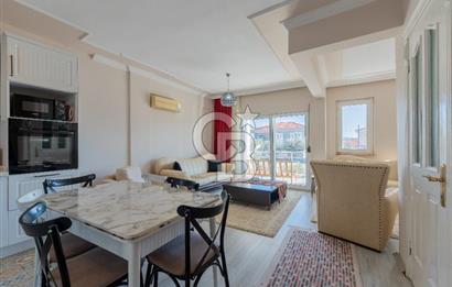 Alaçatı Cadde Üzerinde Tadilatlı Müstakil Satılık 3+1