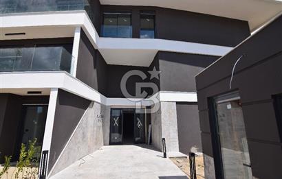 Çiğli Sasalı'da Satılık 3+1 Bahçe Dubleks Loft Daire