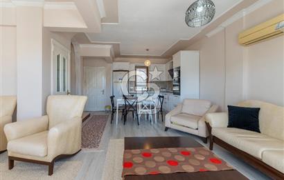 Alaçatı Cadde Üzerinde Tadilatlı Müstakil Satılık 3+1