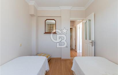 Alaçatı Cadde Üzerinde Tadilatlı Müstakil Satılık 3+1