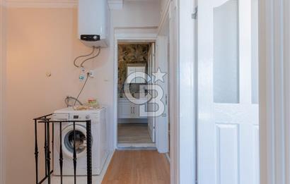 Alaçatı Cadde Üzerinde Tadilatlı Müstakil Satılık 3+1