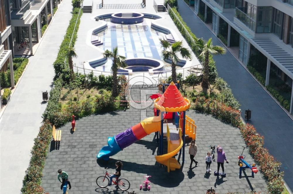 SEMT 77'DE HAVUZ MANZARALI LÜKS GENİŞ DAİRE 3+1EN UYGUN FİYAT