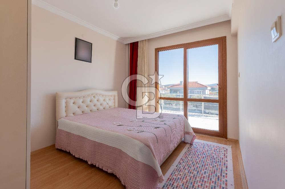 Alaçatı Cadde Üzerinde Tadilatlı Müstakil Satılık 3+1