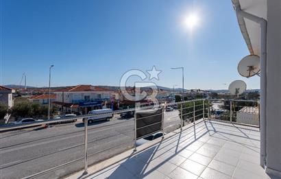 Alaçatı Cadde Üzerinde Tadilatlı Müstakil Satılık 3+1