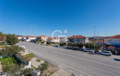 Alaçatı Cadde Üzerinde Tadilatlı Müstakil Satılık 3+1
