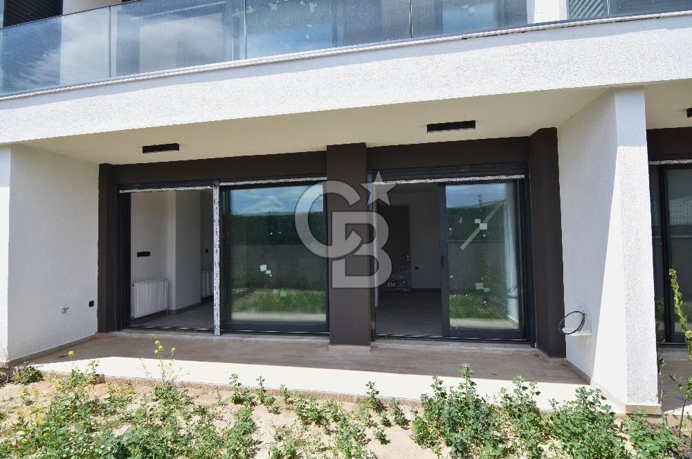 Çiğli Sasalı'da Satılık 3+1 Bahçe Dubleks Loft Daire