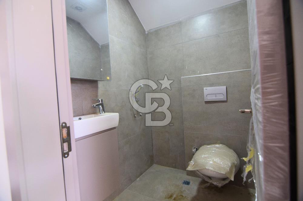 Çiğli Sasalı'da Satılık 3+1 Bahçe Dubleks Loft Daire