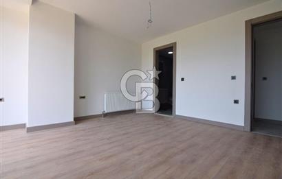 Çiğli Sasalı'da Satılık 3+1 Bahçe Dubleks Loft Daire