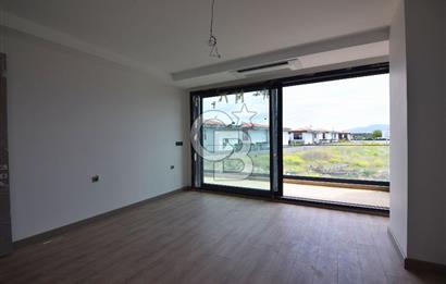 Çiğli Sasalı'da Satılık 3+1 Bahçe Dubleks Loft Daire