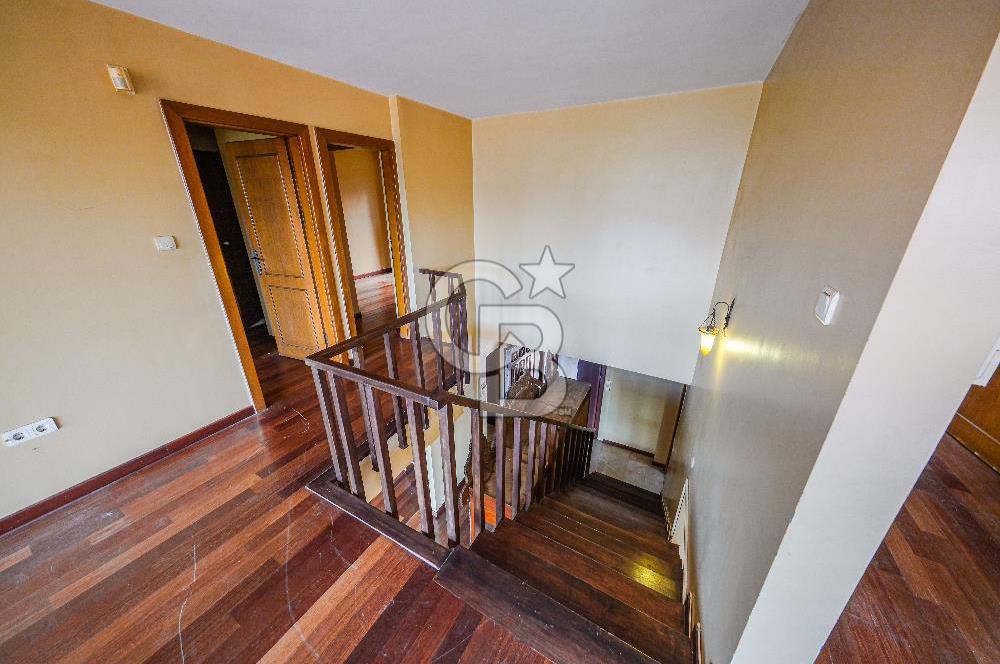 Fırsat Sarıyer Yeni Dostlar Sitesi Orman Manzaralı Müstakil Villa