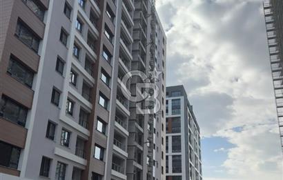 WEST KORDELİONDA  SATILIK 3+1 ARAKAT DAİRE 
