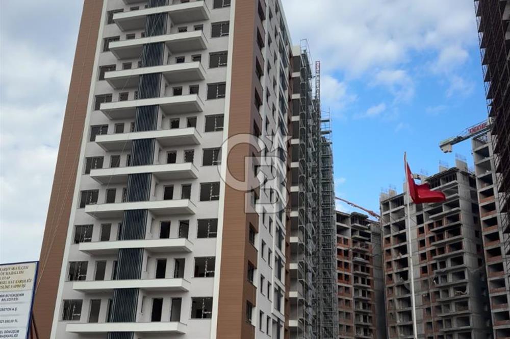 WEST KORDELİONDA  SATILIK 3+1 ARAKAT DAİRE 