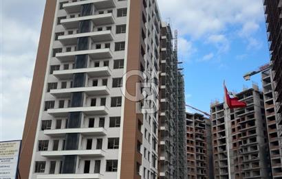 WEST KORDELİONDA  SATILIK 3+1 ARAKAT DAİRE 