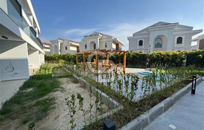 Çiğli Sasalı'da Satılık 3+1 Bahçe Dubleks Loft Daire