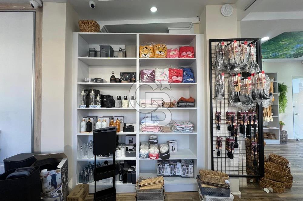 ÇAYBAŞI MH.de DEVREN KiRALIK BUTİK ZÜCCACİYE