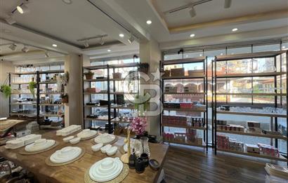 ÇAYBAŞI MH.de DEVREN KiRALIK BUTİK ZÜCCACİYE