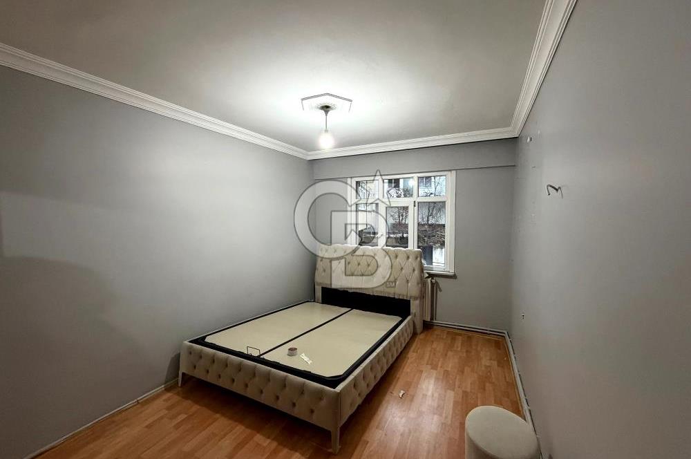 Sultanbeyli Battal Gazi Mah. Hastaneye Yakın 3+1 Satılık Daire