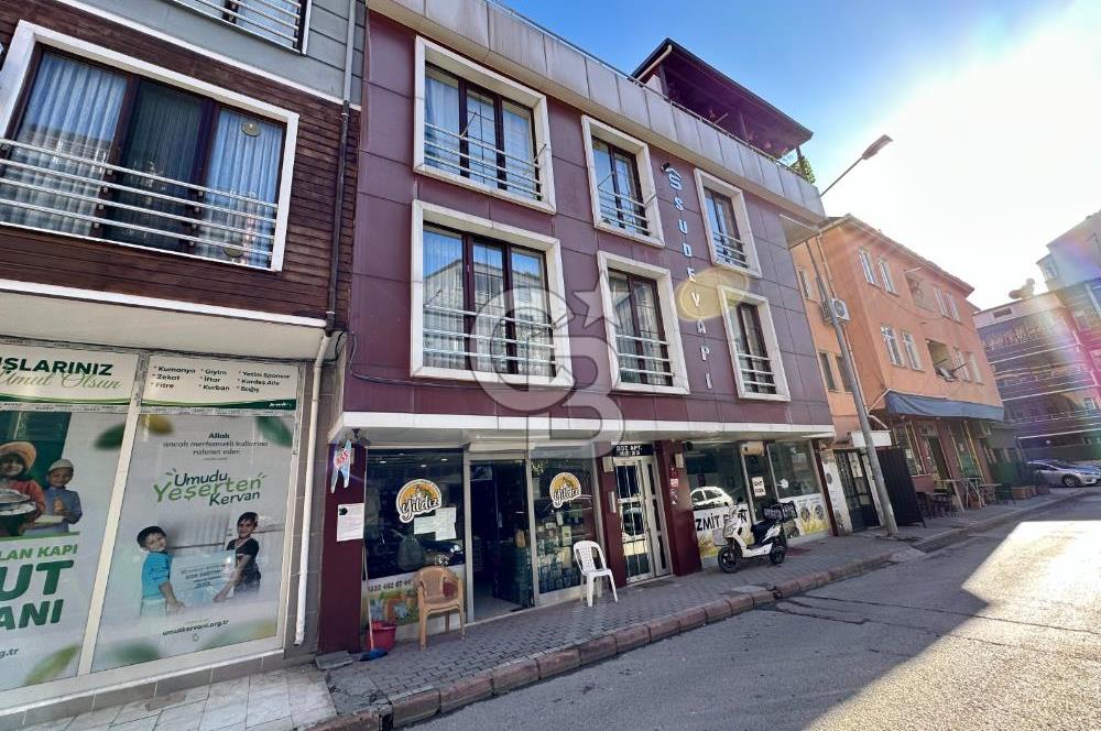 CB AKADEMİ İZMİT ÇARŞIDA MUAZZAM KONUMDA KİRALIK 1+1 DAİRE