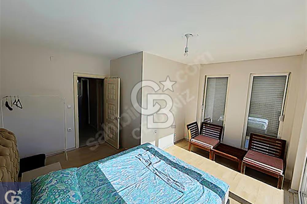 AYVALIK GÖMEÇTE DENİZE SIFIR SİTE İÇİ KIŞ BAHÇE DUBLEKS VİLLA