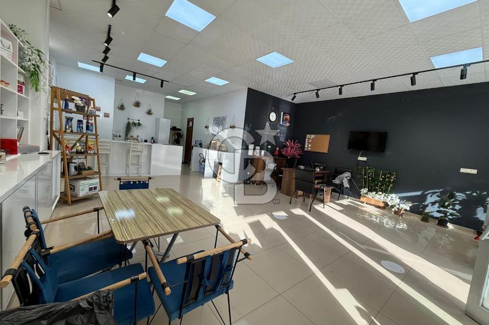 BUCA MENDERES MAHALLESİ CADDE ÜZERİ 120m2 DEVREN KİRALIK DÜKKAN