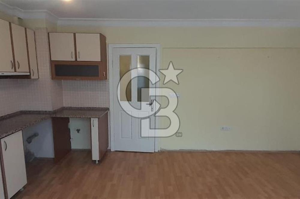 KARŞIYAKA MERKEZDE 1+1 KLASİK TEMİZ DAİRE