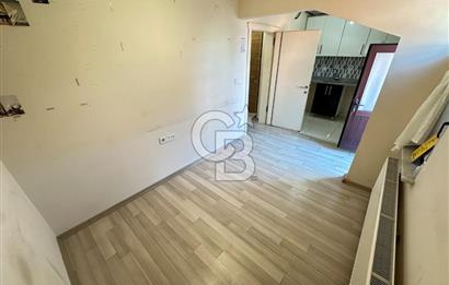 CB AKADEMİ İZMİT ÇARŞIDA MUAZZAM KONUMDA KİRALIK 1+1 DAİRE