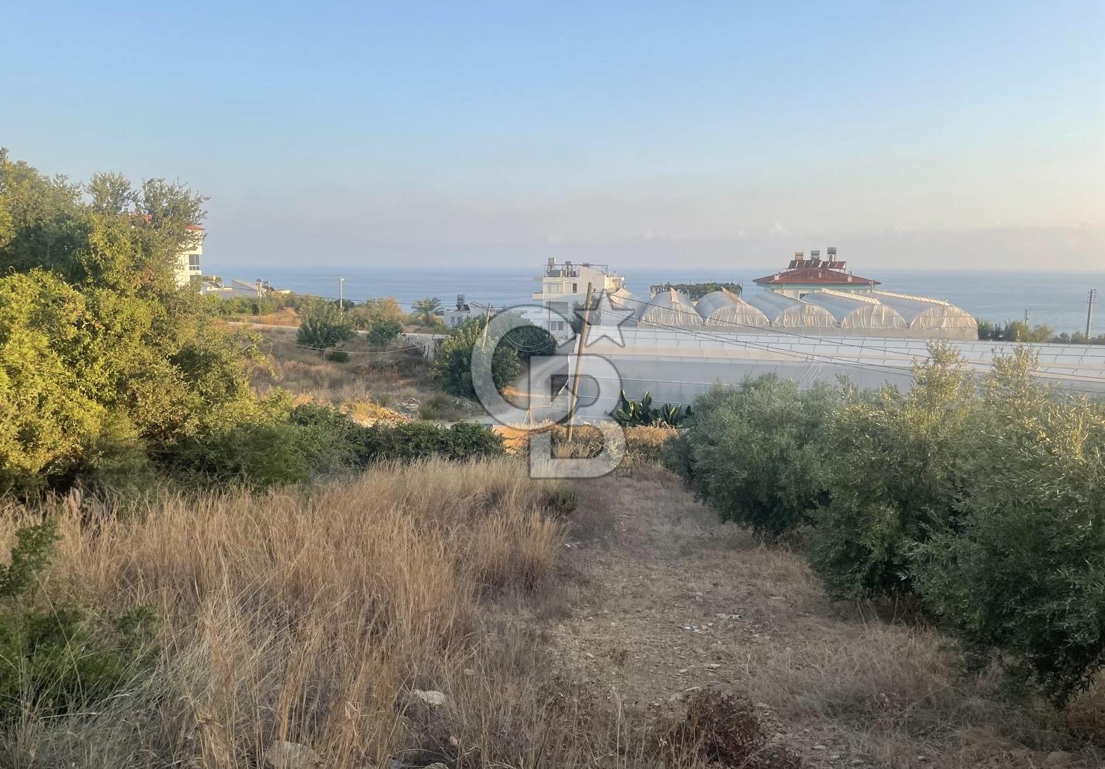 ALANYA İNCEKUM'DA SATILIK VİLLA İMARLI ARSA