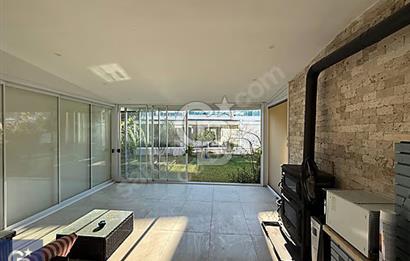 AYVALIK GÖMEÇTE DENİZE SIFIR SİTE İÇİ KIŞ BAHÇE DUBLEKS VİLLA