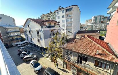 CB AKADEMİ İZMİT ÇARŞIDA MUAZZAM KONUMDA KİRALIK 1+1 DAİRE