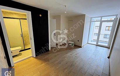 BOSTANLI C.GÜRSEL CAD FULL TADİLAT 3+1 ÇİFT CEPHE SATILIK DAİRE