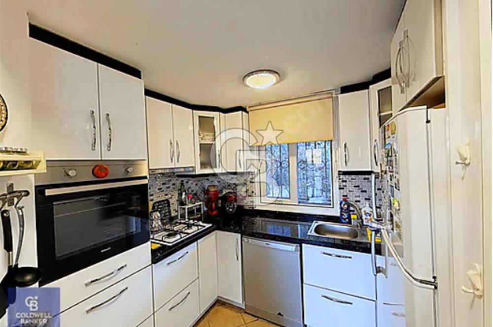 Ayvalığın İçinde Özel Tasarım Villa