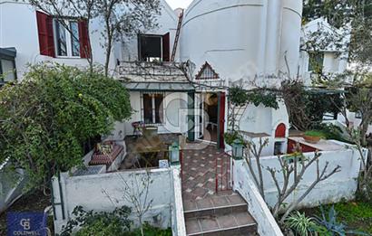 Ayvalığın İçinde Özel Tasarım Villa