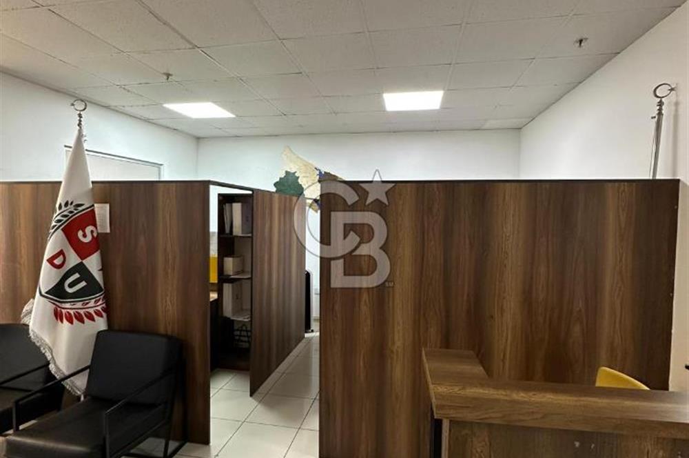 ESENYURT ŞELALE PLAZA 4+1 KİRALIK OFİS