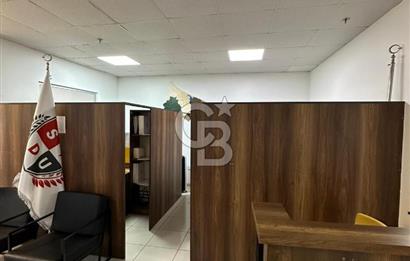 ESENYURT ŞELALE PLAZA 4+1 KİRALIK OFİS