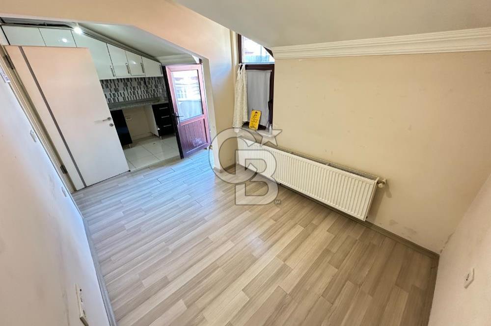 CB AKADEMİ İZMİT ÇARŞIDA MUAZZAM KONUMDA KİRALIK 1+1 DAİRE