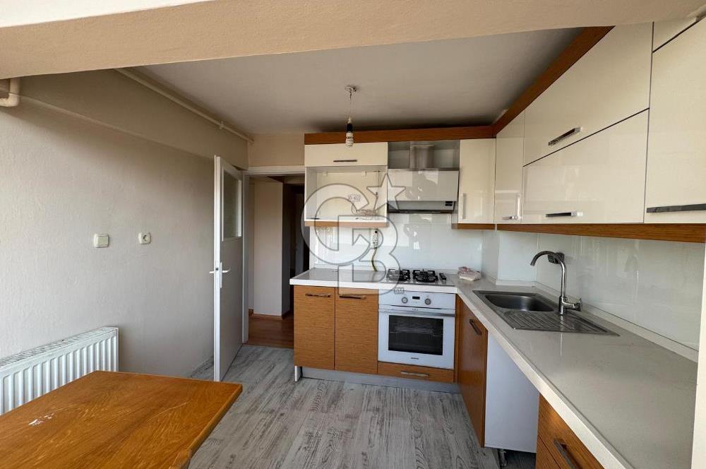  Bornova Taşkent Sitesi'nde Cadde Üzeri 3+1 Kiralık Daire