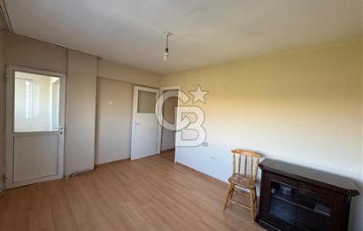  Bornova Taşkent Sitesi'nde Cadde Üzeri 3+1 Kiralık Daire