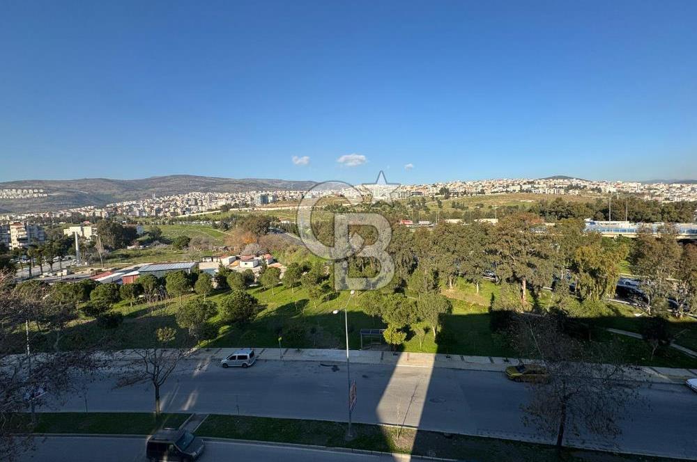  Bornova Taşkent Sitesi'nde Cadde Üzeri 3+1 Kiralık Daire