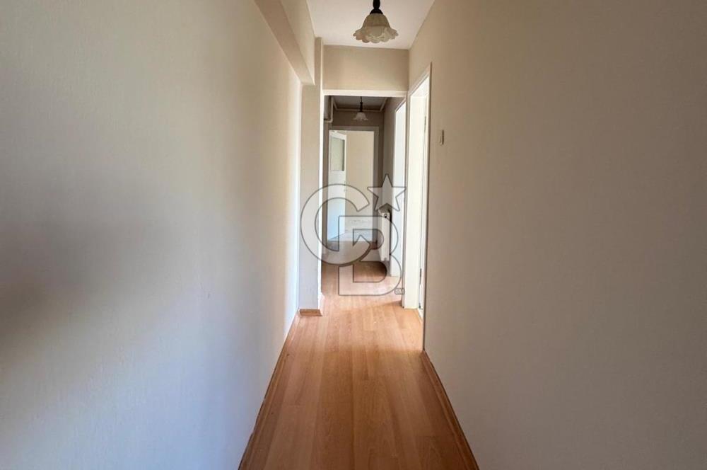  Bornova Taşkent Sitesi'nde Cadde Üzeri 3+1 Kiralık Daire