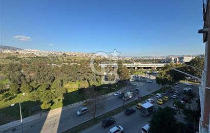  Bornova Taşkent Sitesi'nde Cadde Üzeri 3+1 Kiralık Daire