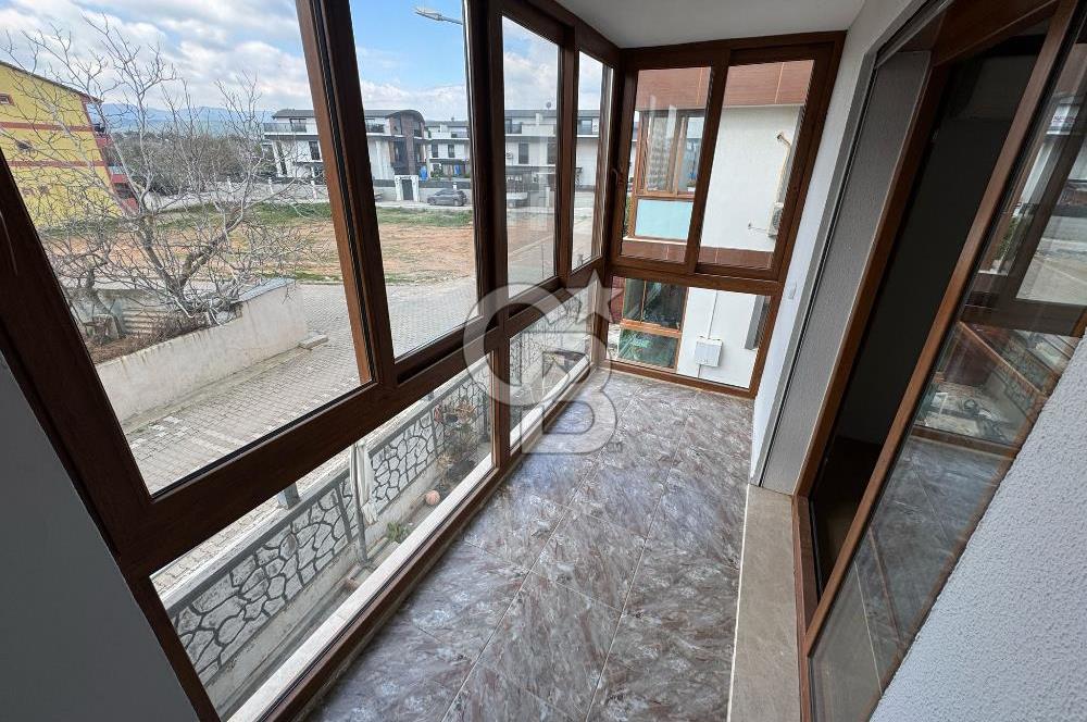 Mendereste Kış Bahçeli Modern Mimarili Havuzlu Triplex Villa