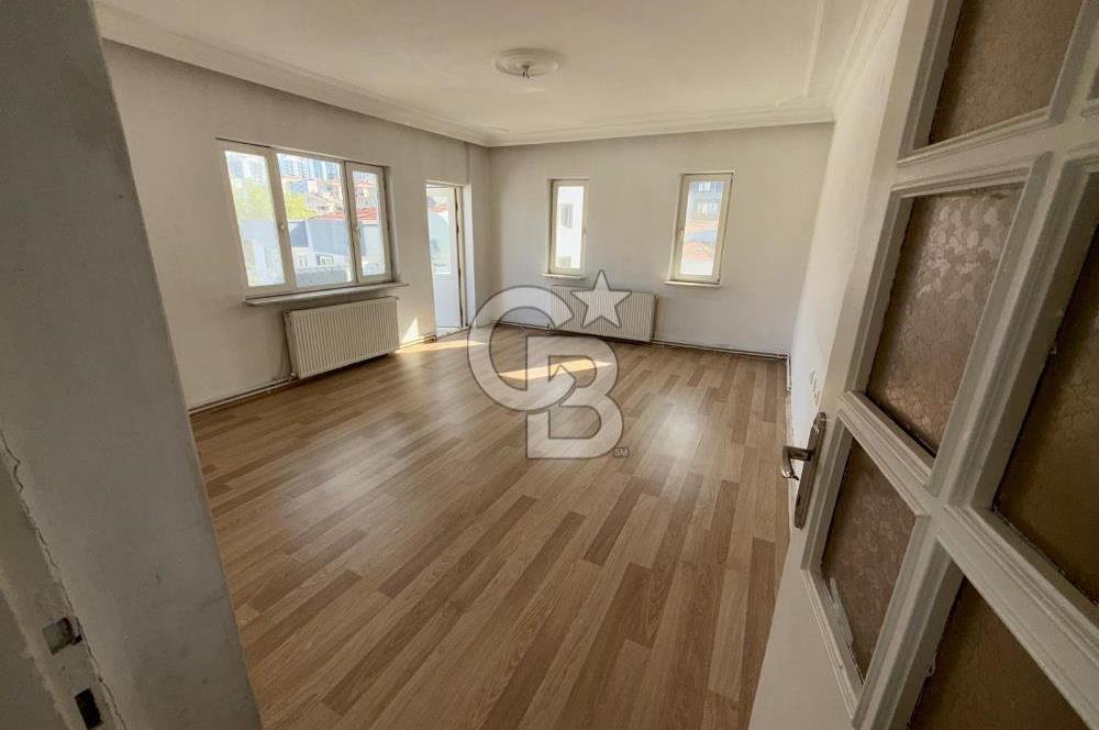 BEŞEVLER MAHALLESİNDE ETRAFI AÇIK AZ KATLI 3+1 SATILIK DAİRE