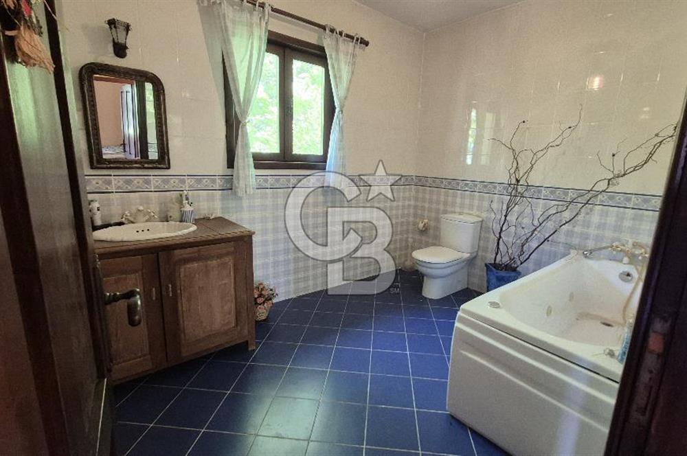 SAPANCA İPEKYOLU'NDA 1.241M2 ARSA İÇİNDE MÜSTAKİL BAHÇELİ EV