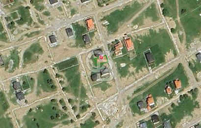 Balıkesir Ayvalık Altınova da Denize 300m Satılık İmarlı Arsa