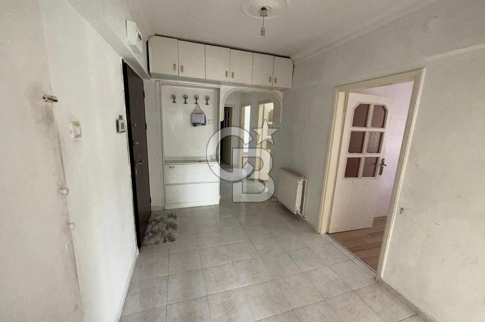 BEŞEVLER MAHALLESİNDE ETRAFI AÇIK AZ KATLI 3+1 SATILIK DAİRE